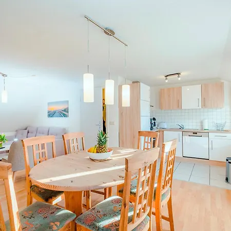 Sanddorn, Strandaster Apartment Prerow